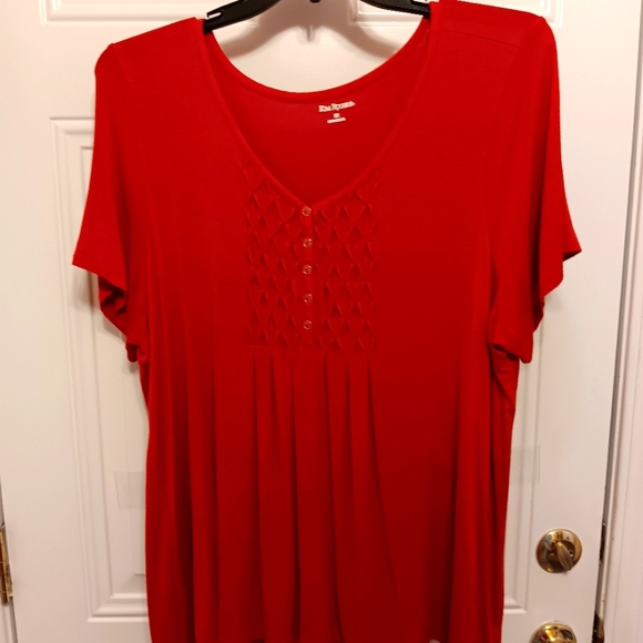 Kim Roger's 2X, Red Short Sleeve Blouse - Picture 5 of 5